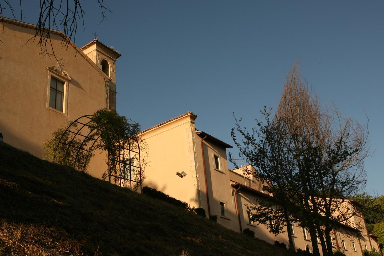 Отель Convento Di San Colombo Санто-Стефано-ди-Сессанио Экстерьер фото